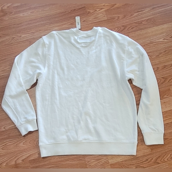 Old Navy Men's Crewneck Sweater in White with Blue Logo - Picture 4 of 4